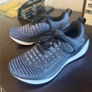 Nike Black and White Athletic Shoes size 8